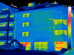 Uszkodzona warstwa termoizolacyjna